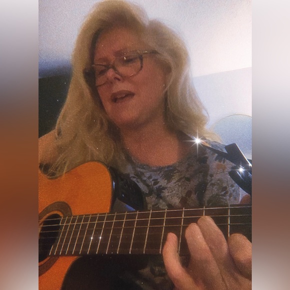 🩷 Live and studio album ❤️ of love songs and Spanish folk and rhythmic classics! - Picture 6 of 7